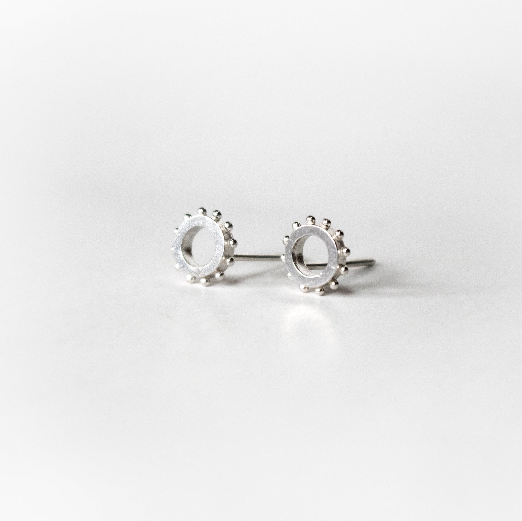 Mini Inti earrings
