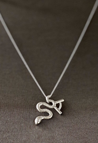 Collar huaco Serpiente