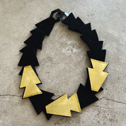 Collar pescado chico con cobre y fieltro Izcue