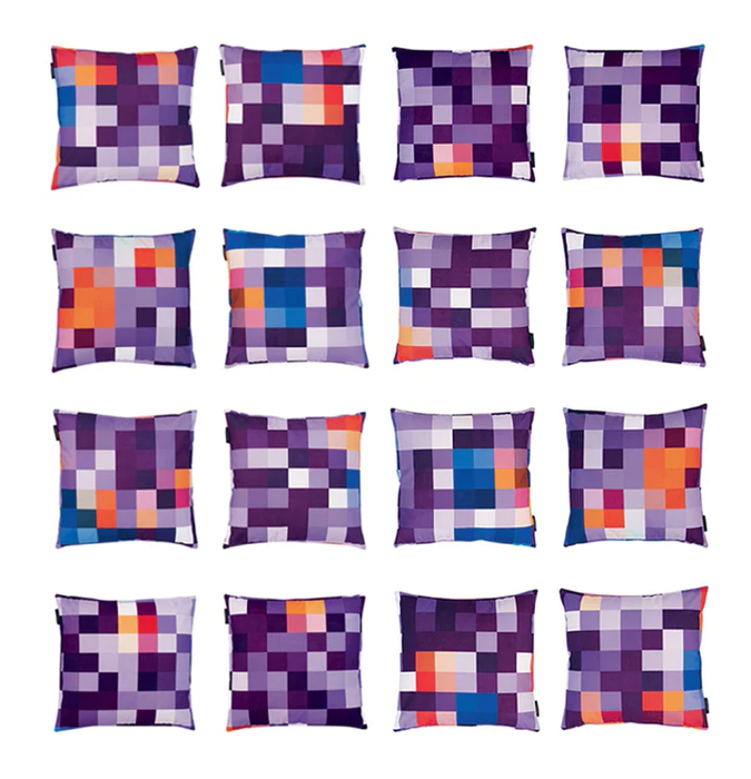 Pixel Cushion VENUS