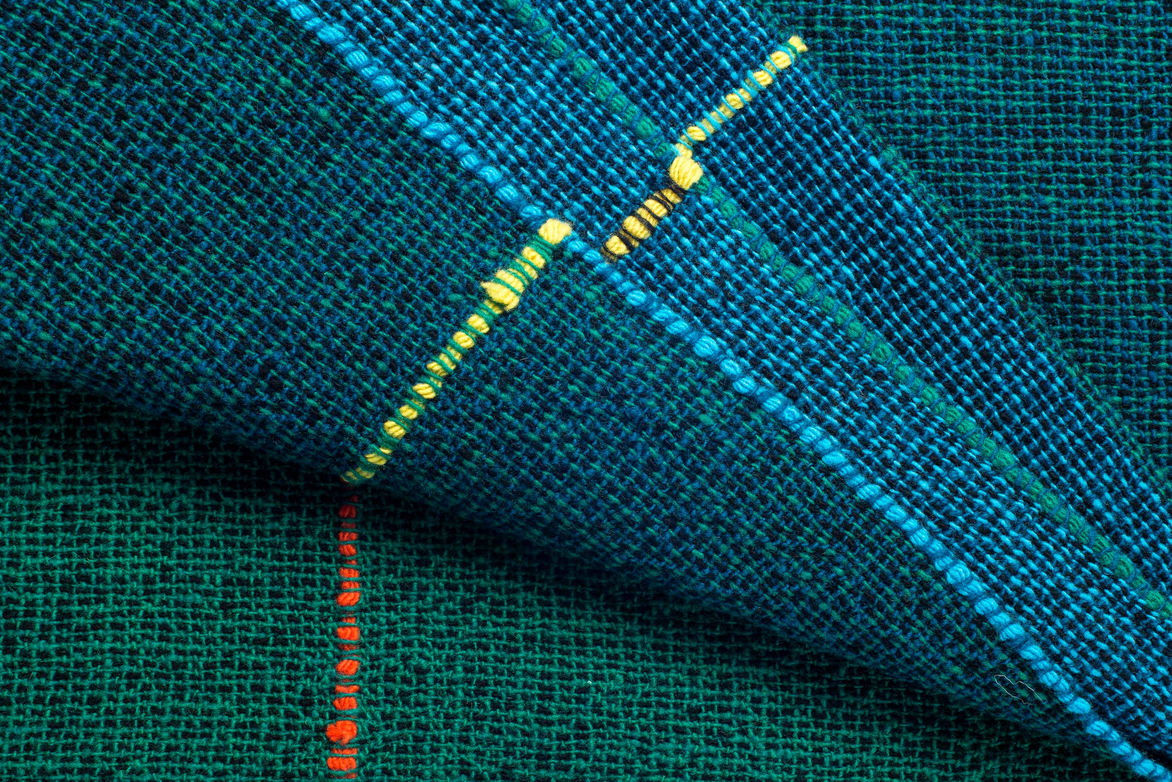 Quaternio Blue Blanket 
